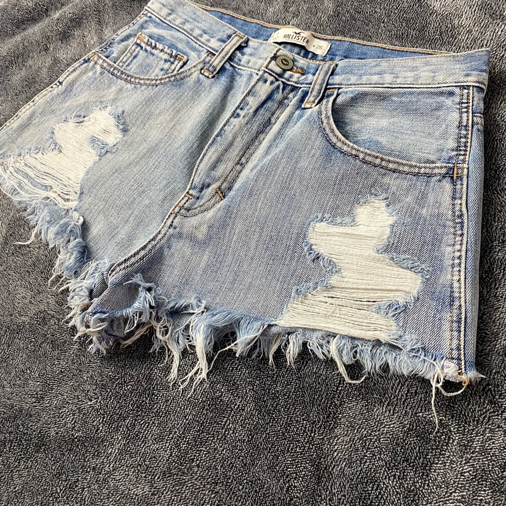 Hollister High-Rise Distressed Denim Cutoff Short Shorts - Size 3 / W26 - Picture 2 of 7